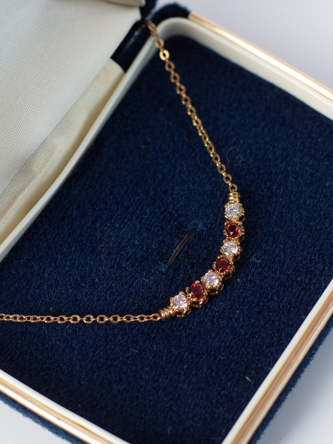 Vintage 90. gadu kaklarotas un rokassprādzes komplekts