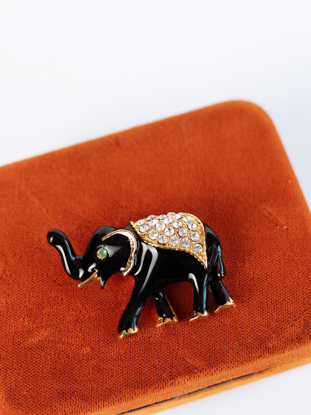 Vintage 90. gadu emaljas ziloņa piespraude