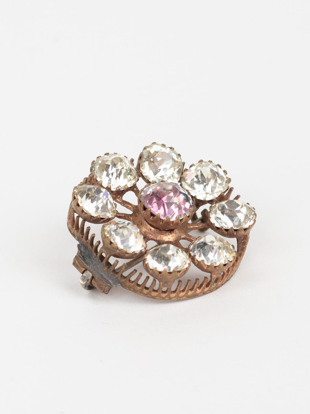Antique Victorian piespraude ar caurspīdīgiem akmeņiem