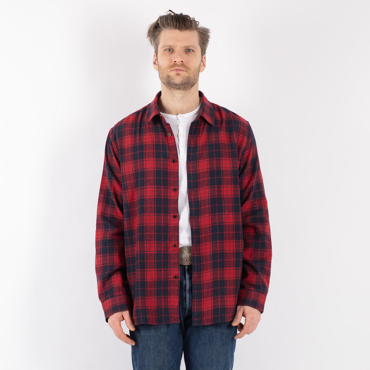 Vintage 90's Men Plaid Flannel Shirt in RedZ1136