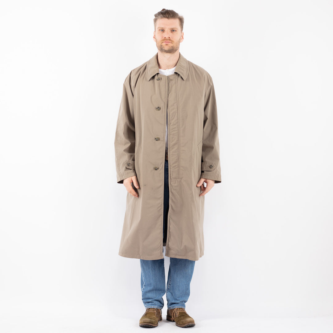 Vintage 90's Men Mac Coat in Beigev