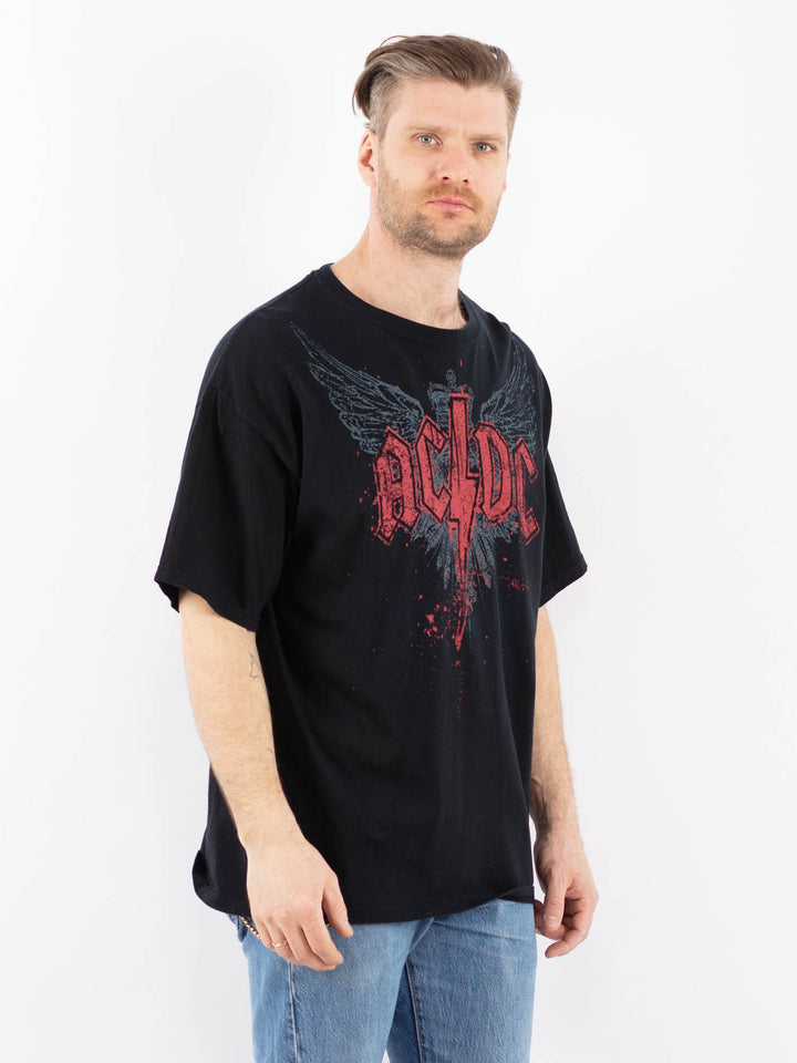 Vintage 00's Men T-Shirt in BlackZ1364