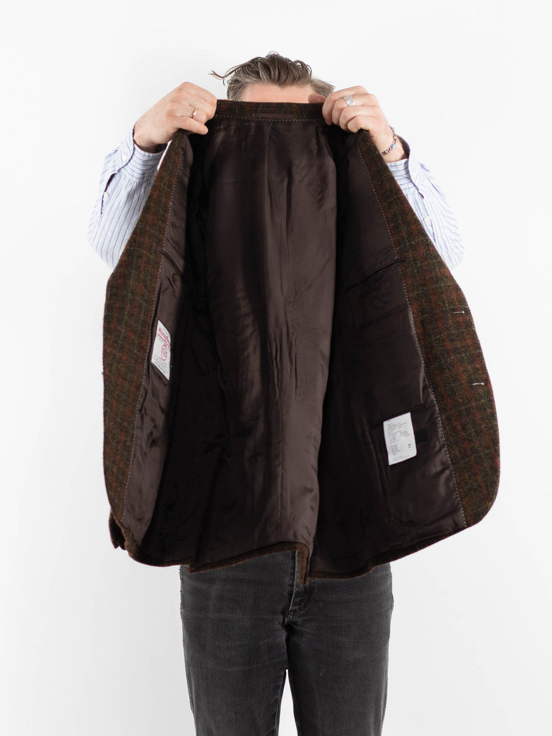 Vintage 00's Men Harris Tweed Jacket in BrownZ1729