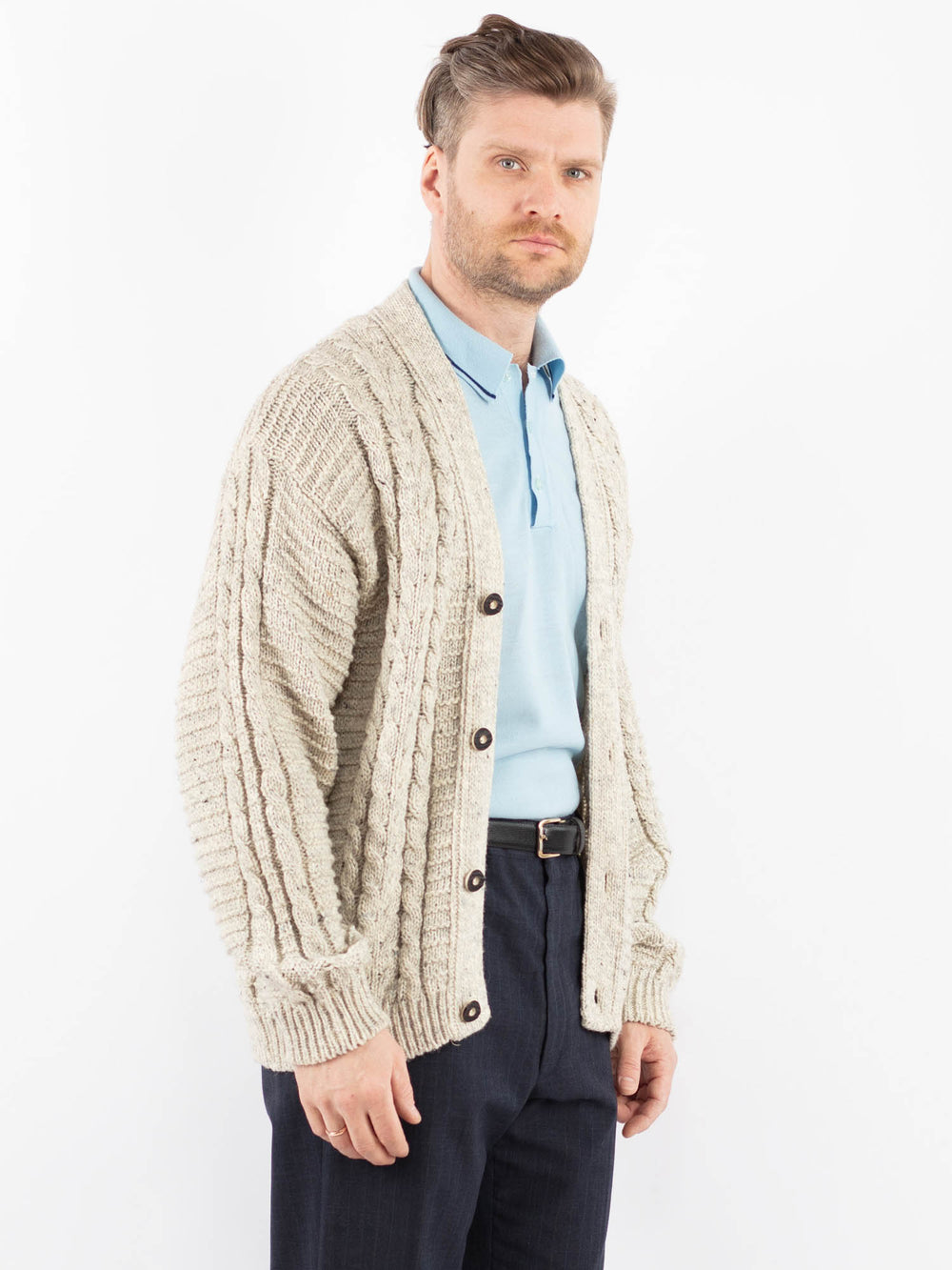 Vintage 70's Men Cardigan in BeigeZ1376