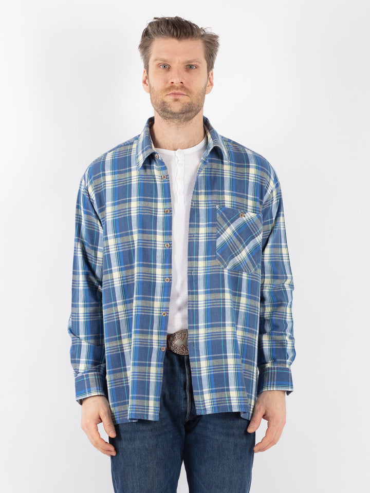Vintage 70's Men Plaid Flannel Shirt in BlueZ1138