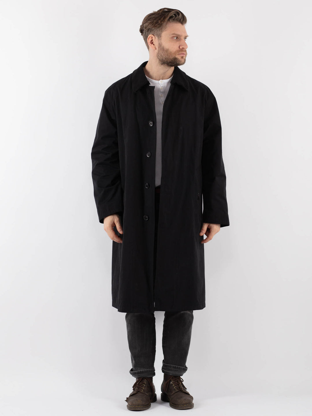 Vintage 90's Men Mac Coat in BlackZ938