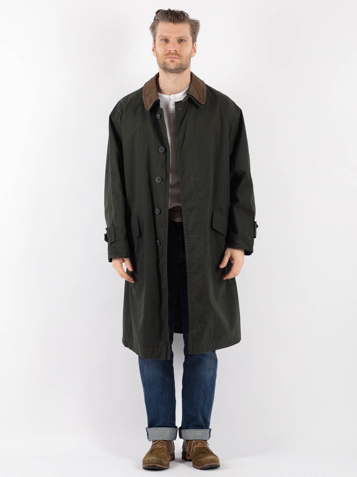 Vintage 90's Men Mac Coat in GreenZ1237