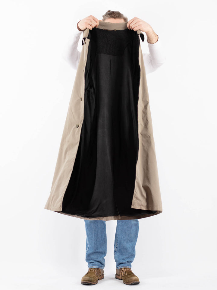 Vintage 90's Men Mac Coat in Beigev