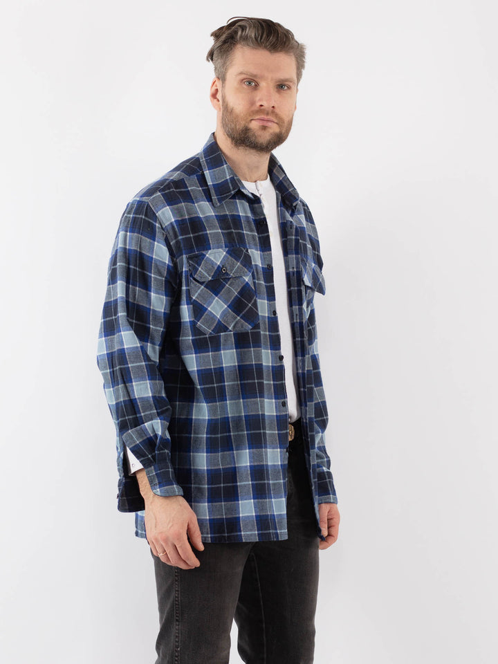 Vintage 90's Men Plaid Flannel Shirt in BlueZ977