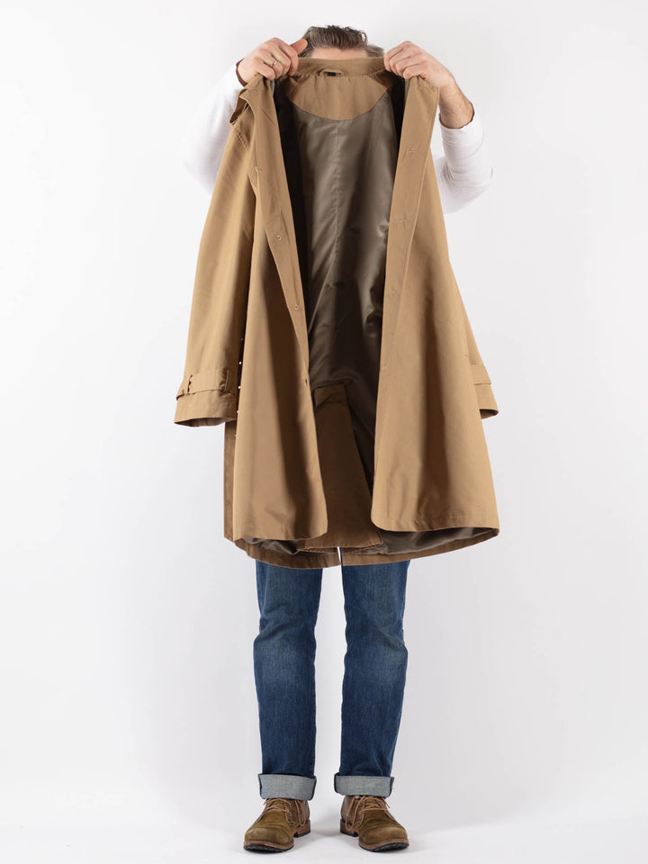 Vintage 90's Men Trench Coat in BeigeZ1226