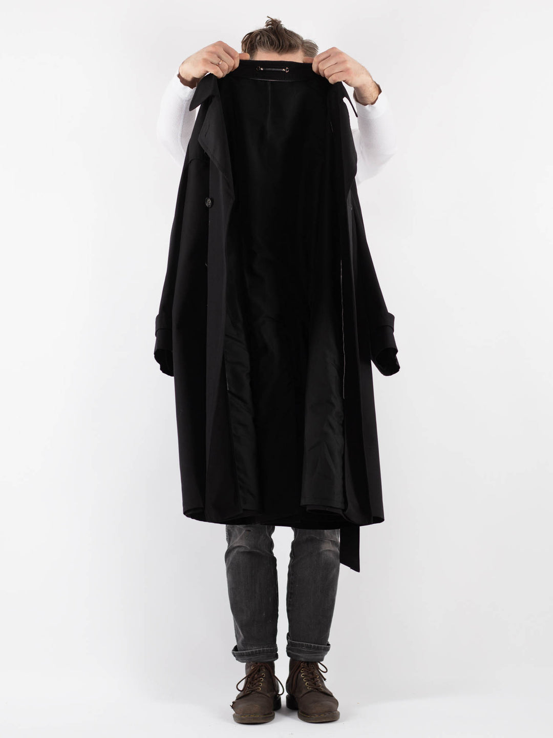 Vintage 90's Men Trench Coat in Black