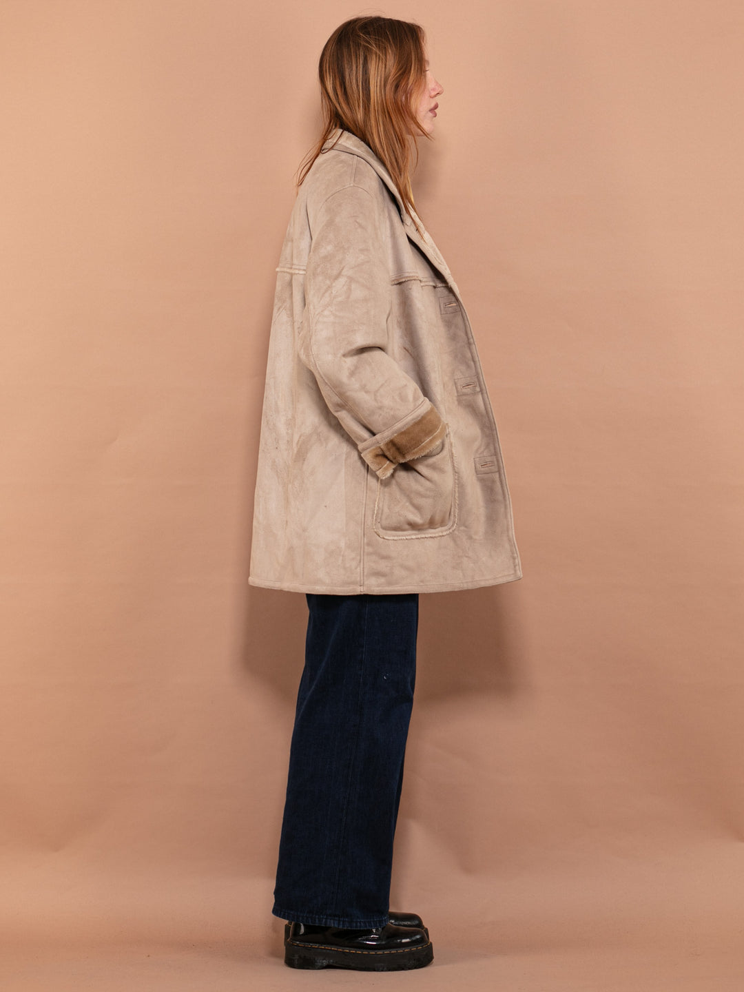 Vintage 90's Women Faux Sheepskin Coat in Beige - NorthernGrip