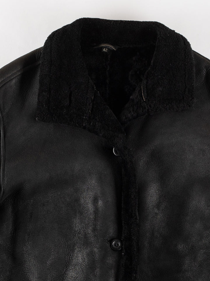 Vintage 80's Women Sheepskin Coat in BlackMN493