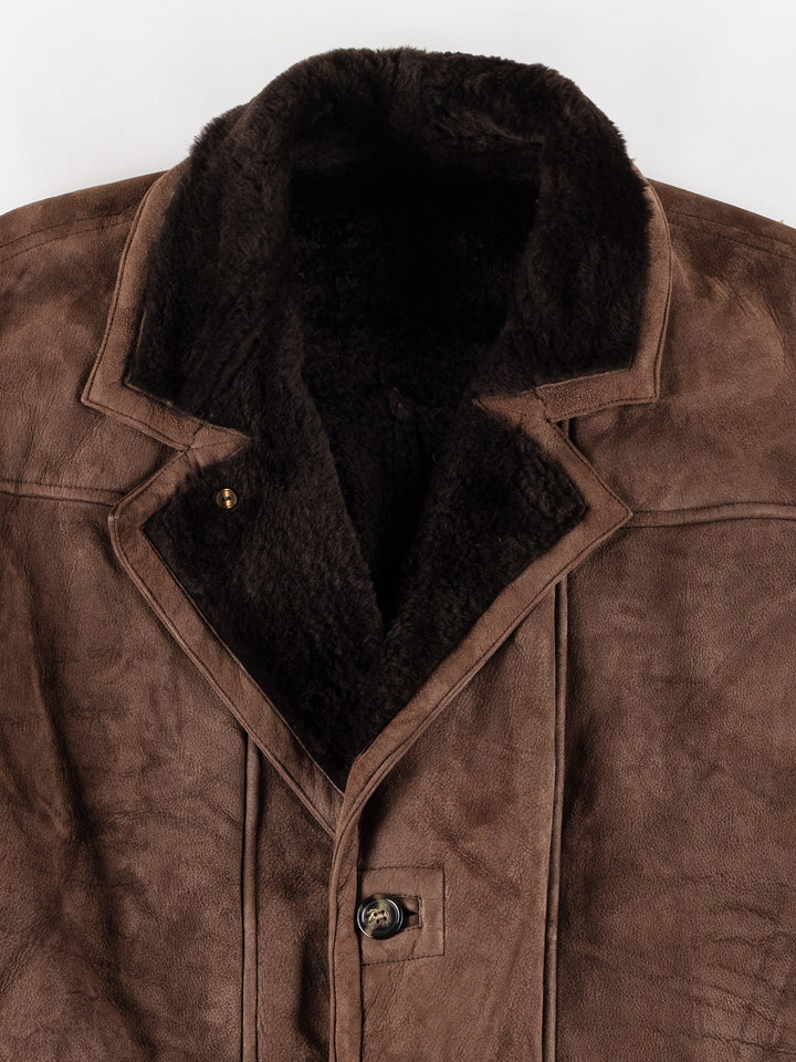Vintage 80's Men Sheepskin Coat in BrownVN735