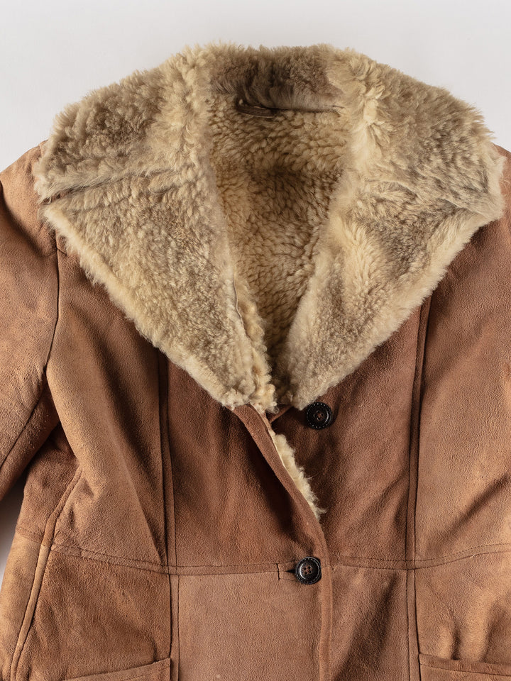 Vintage 70's Women Sheepskin Coat in BrownMN682