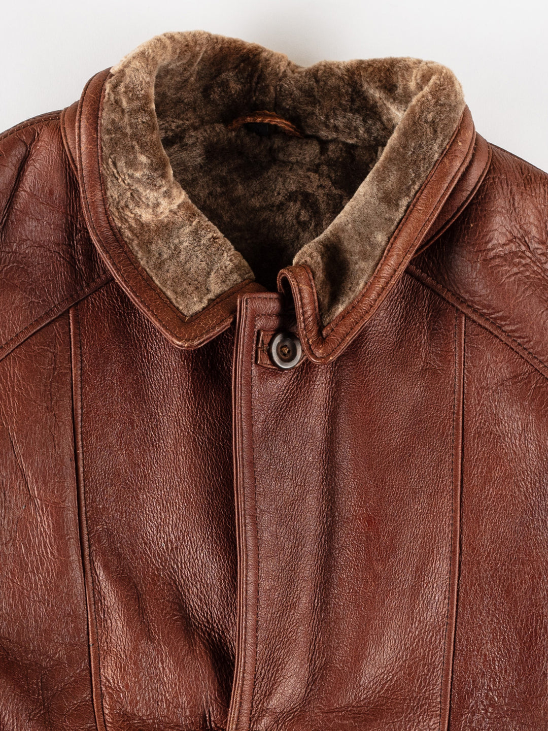 Vintage 80's Men Sheepskin Coat in BrownVN713
