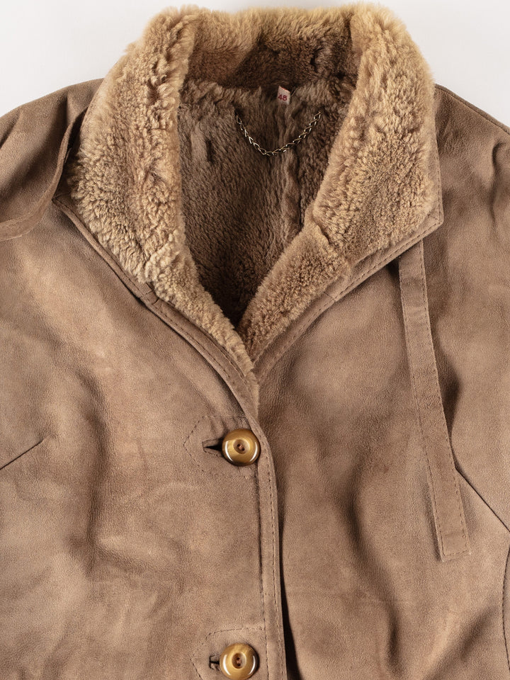 Vintage 80's Women Sheepskin Coat in BeigeMN641