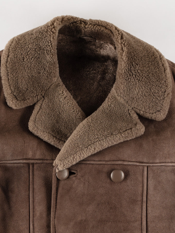 Vintage 70's Men Sheepskin Coat in BrownVN686