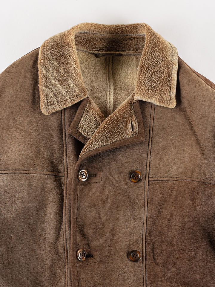 Vintage 80's Men Sheepskin Coat in BrownVN497