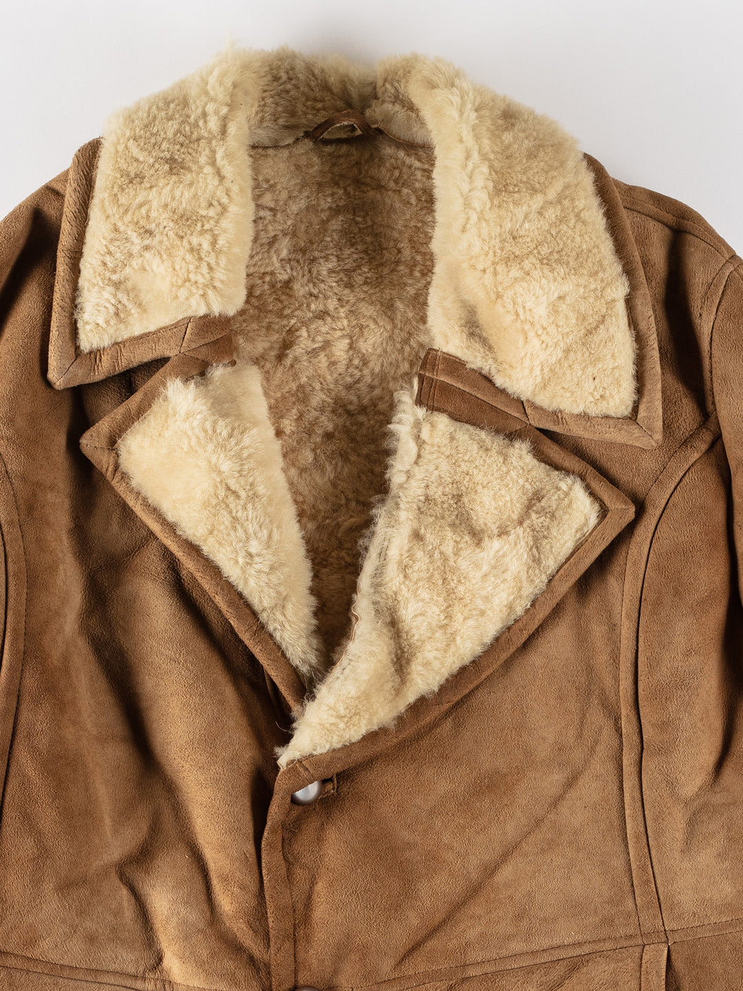 Vintage 80's Men Sheepskin Coat in BrownVN555