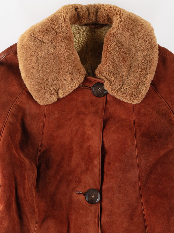 Vintage 70's Women Sheepskin Coat in BrownMN768