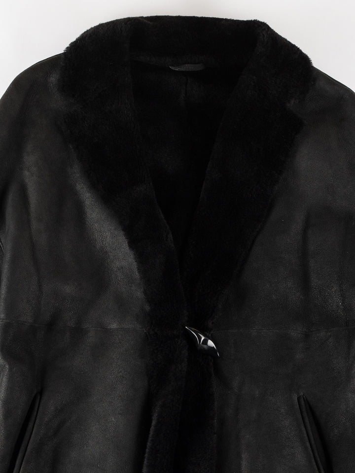 Vintage 80's Women Sheepskin Coat in BlackMN638