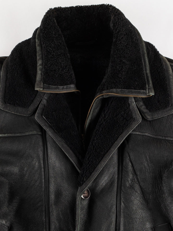 Vintage 80's Men Sheepskin Coat in BlackVN445