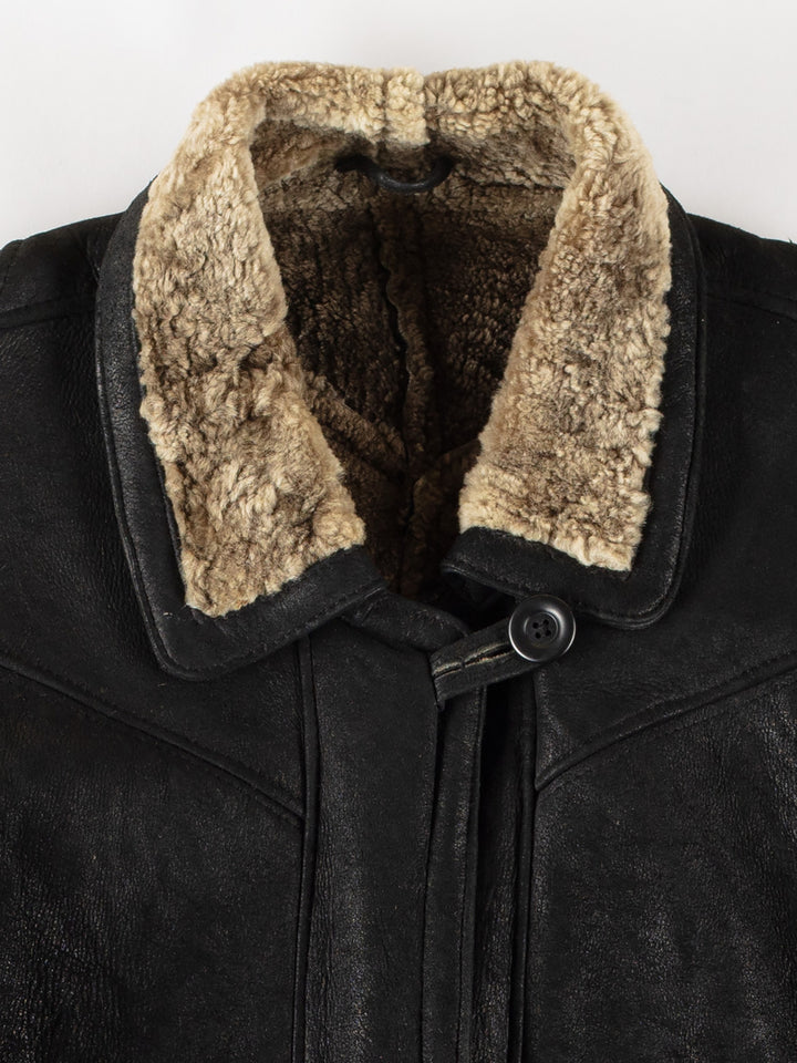 Vintage 80's Women Sheepskin Coat in BlackMN758