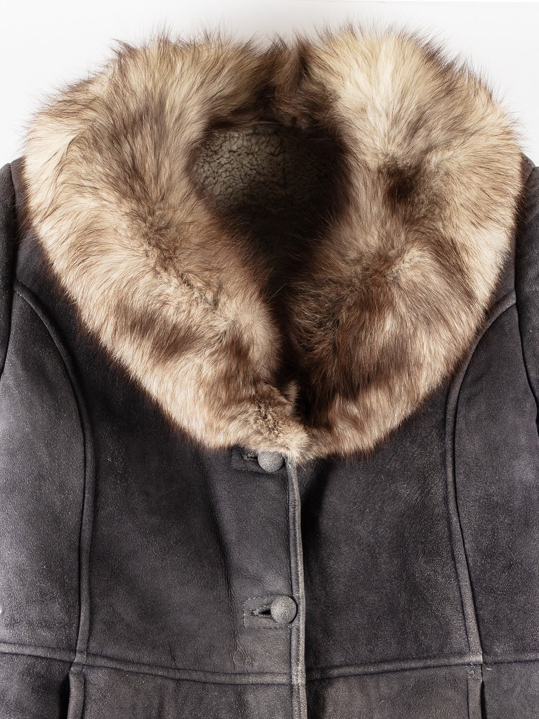 Vintage 70's Women Sheepskin Coat in GrayMN339