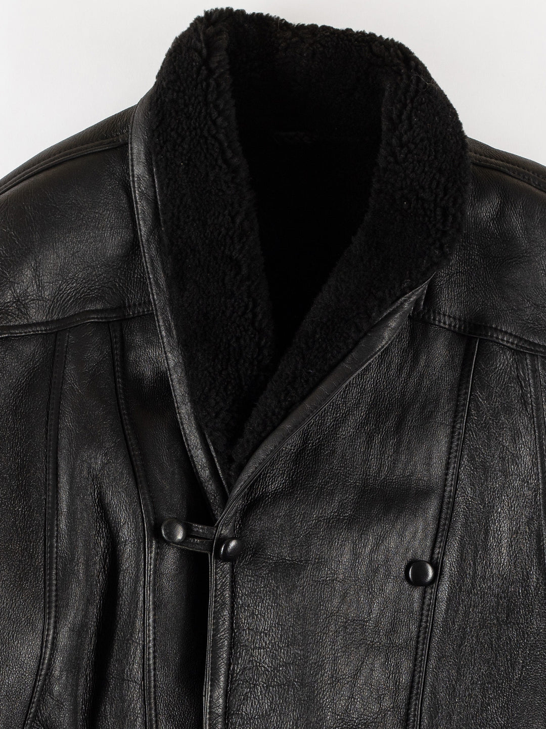 Vintage 80's Men Sheepskin Coat in BlackVN717