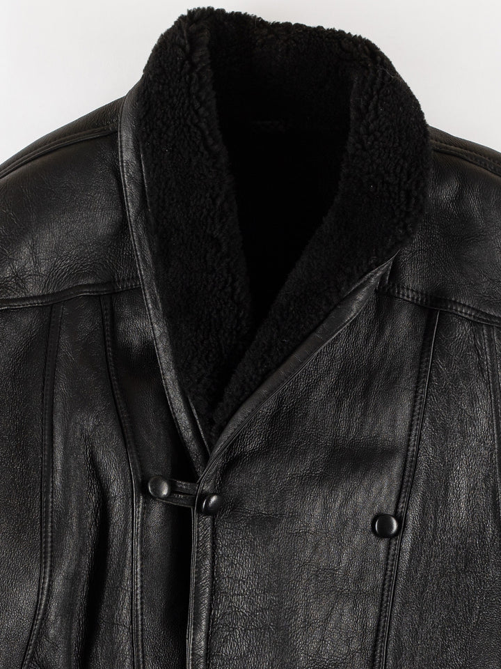 Vintage 80's Men Sheepskin Coat in BlackVN717