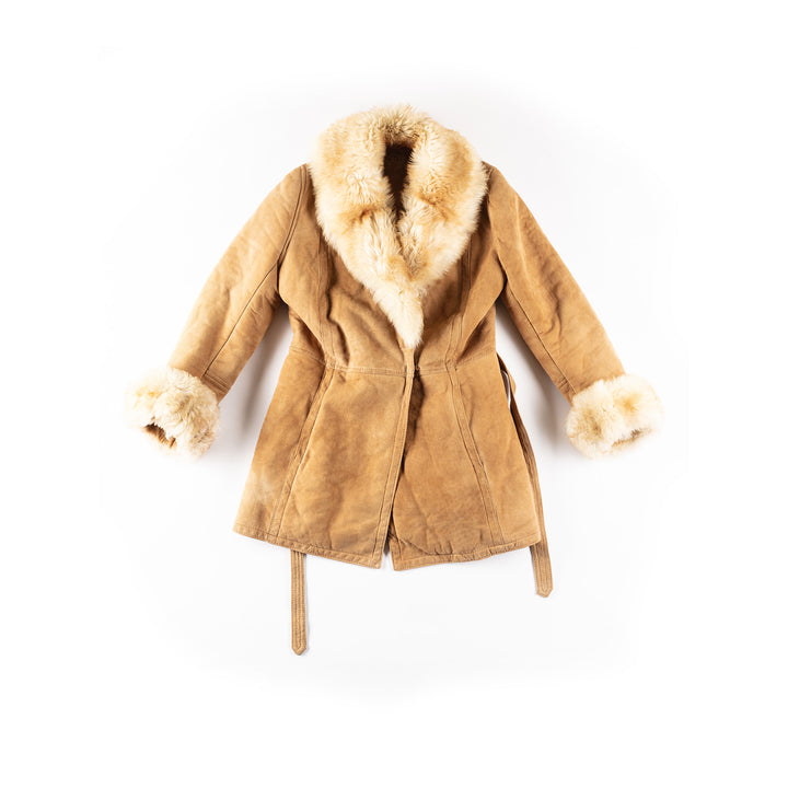 Vintage 70's Women Sheepskin Coat in BeigeMN324