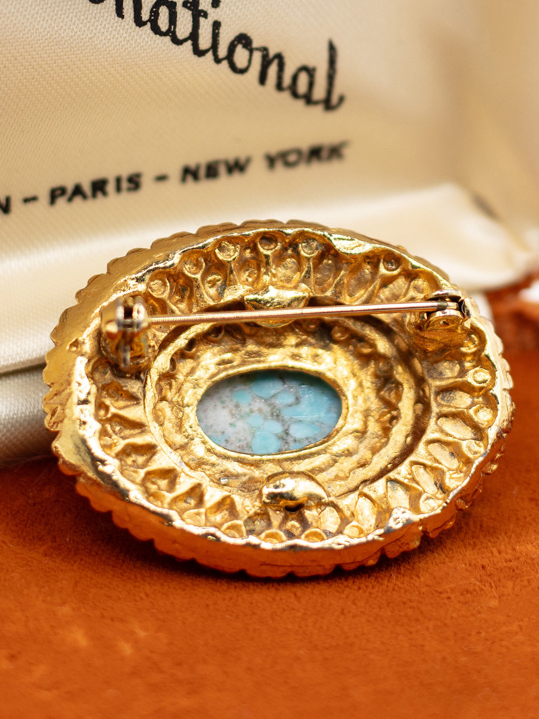 Vintage 60's Brooch in Blue