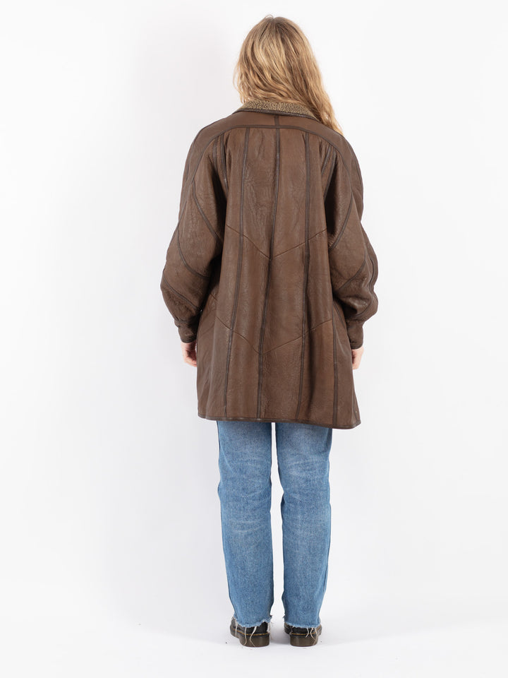 Vintage 80's Women Sheepskin Coat in Brown