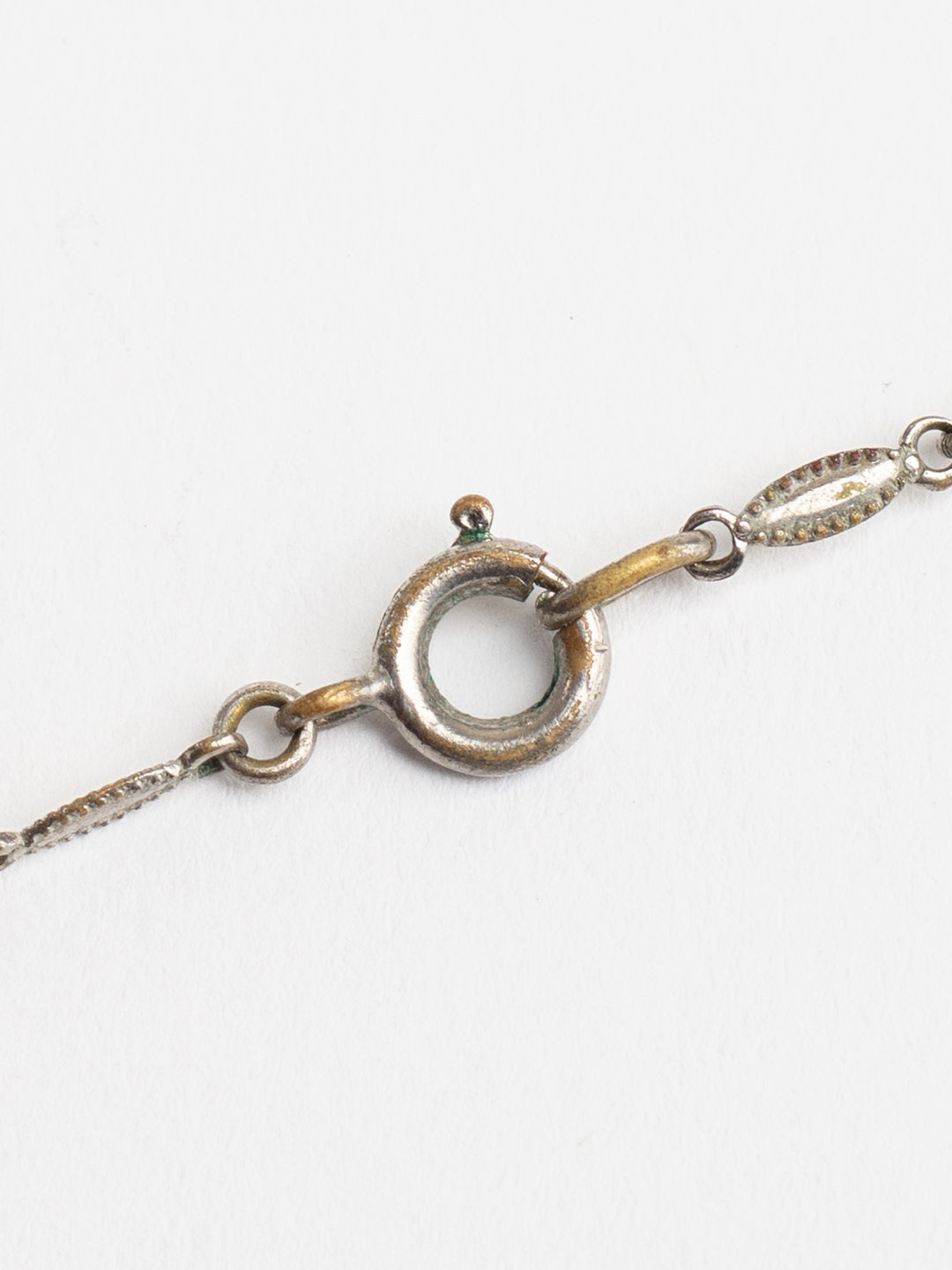 Vintage 30. gadu Art Deco zaļā stikla pērlīšu kaklarota