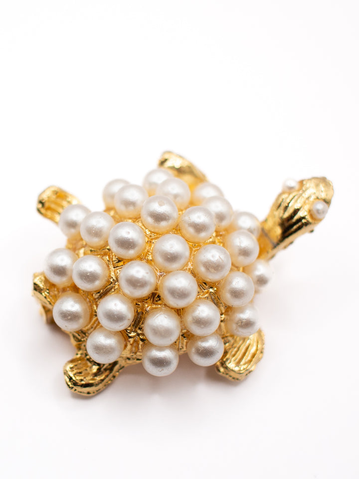 Vintage 50's Brooch in Gold