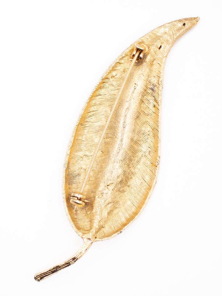 Vintage 70's Brooch in Gold