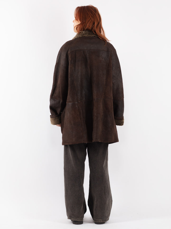 Vintage 90's Women Sheepskin Coat in Brown