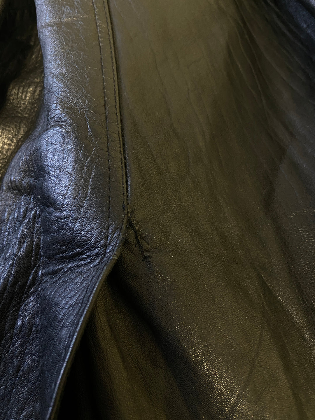 Vintage 70's Women Leather Coat in BlackV9226