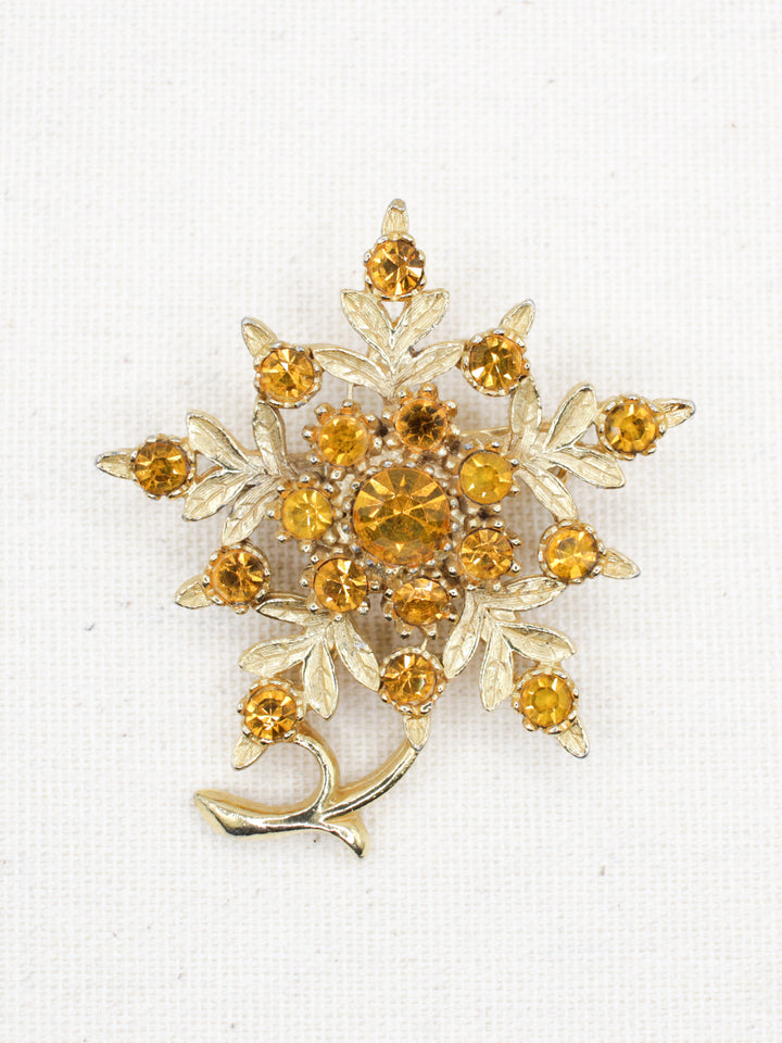 Vintage 50's Brooch in Gold