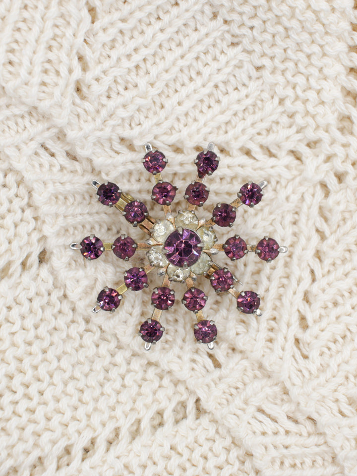 Vintage 50's Brooch in Purple