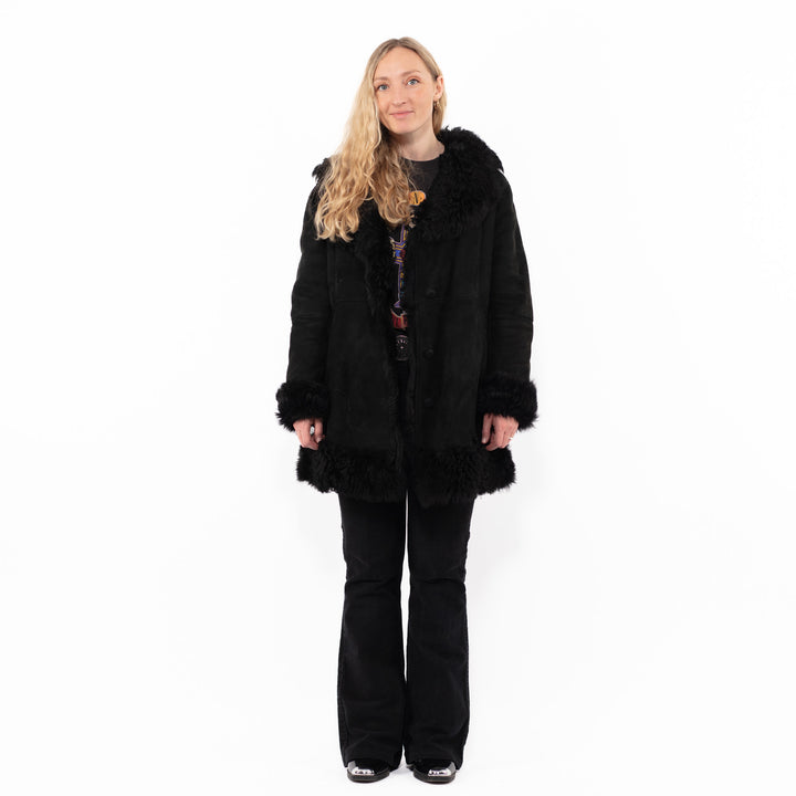 Vintage 90's Women Sheepskin Coat in BlackA0885