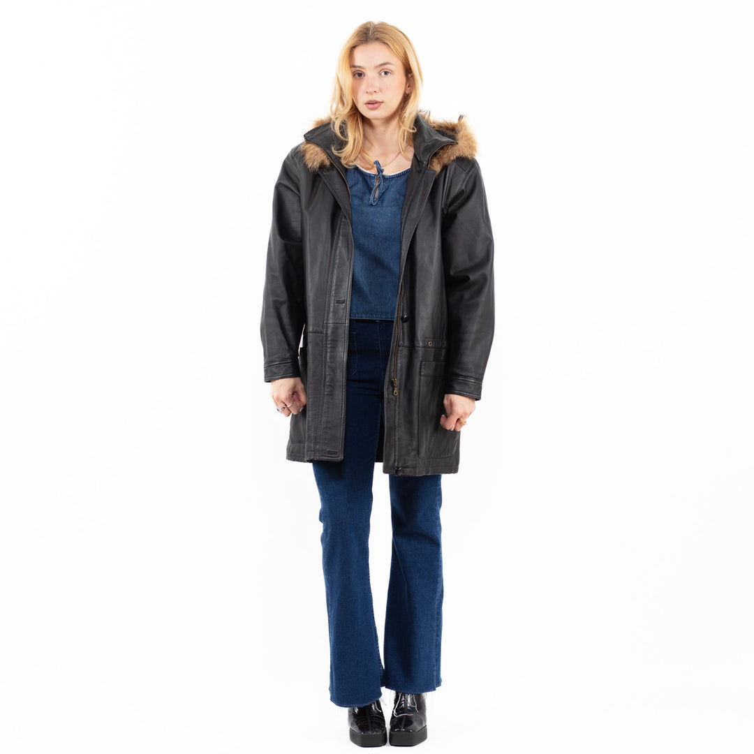 Vintage 90's Women Leather Coat in BlackA0055