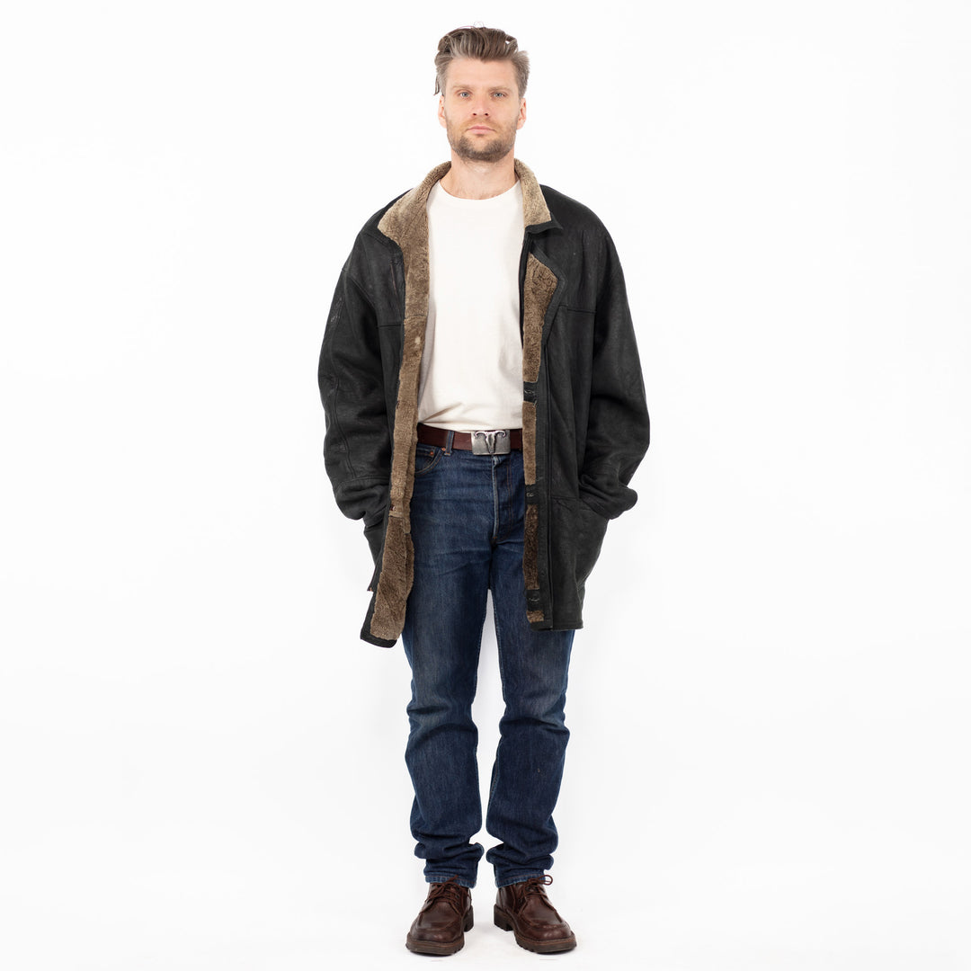 Vintage 90. gadu vīriešu aitādas mētelis melnā krāsā