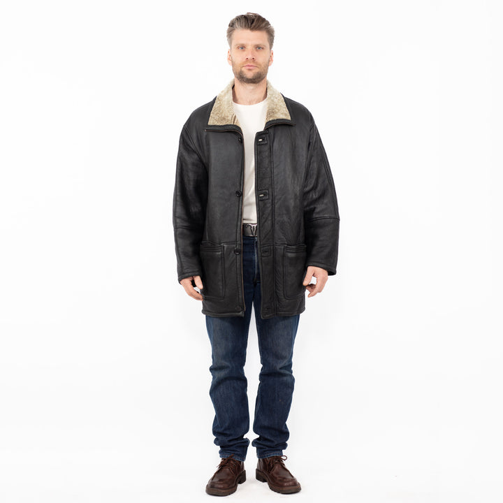 Vintage 90. gadu vīriešu aitādas ādas mētelis melnā krāsā