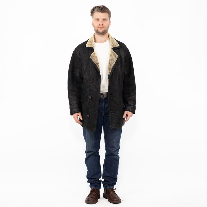 Vintage 90. gadu vīriešu aitādas mētelis melnā krāsā