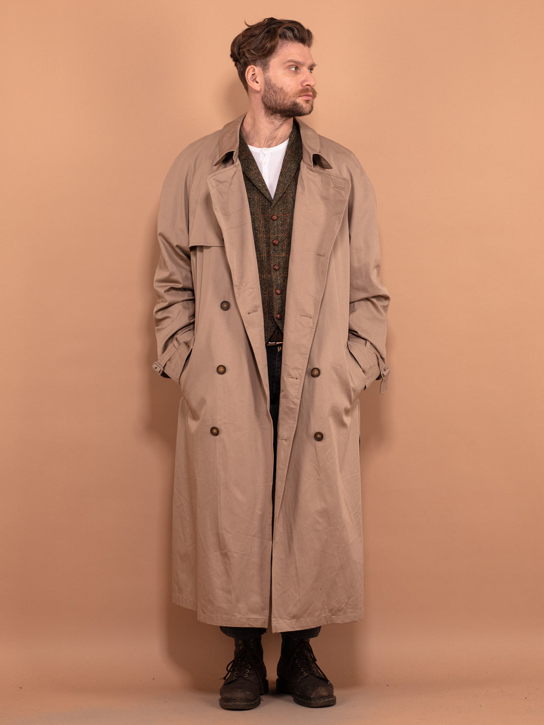 Vintage 00's Men Oversized Trench Coat in Beige - NorthernGrip