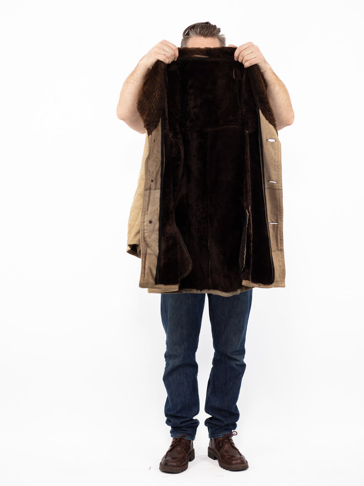 Vintage 70. gadu vīriešu aitādas mētelis bēšā krāsā