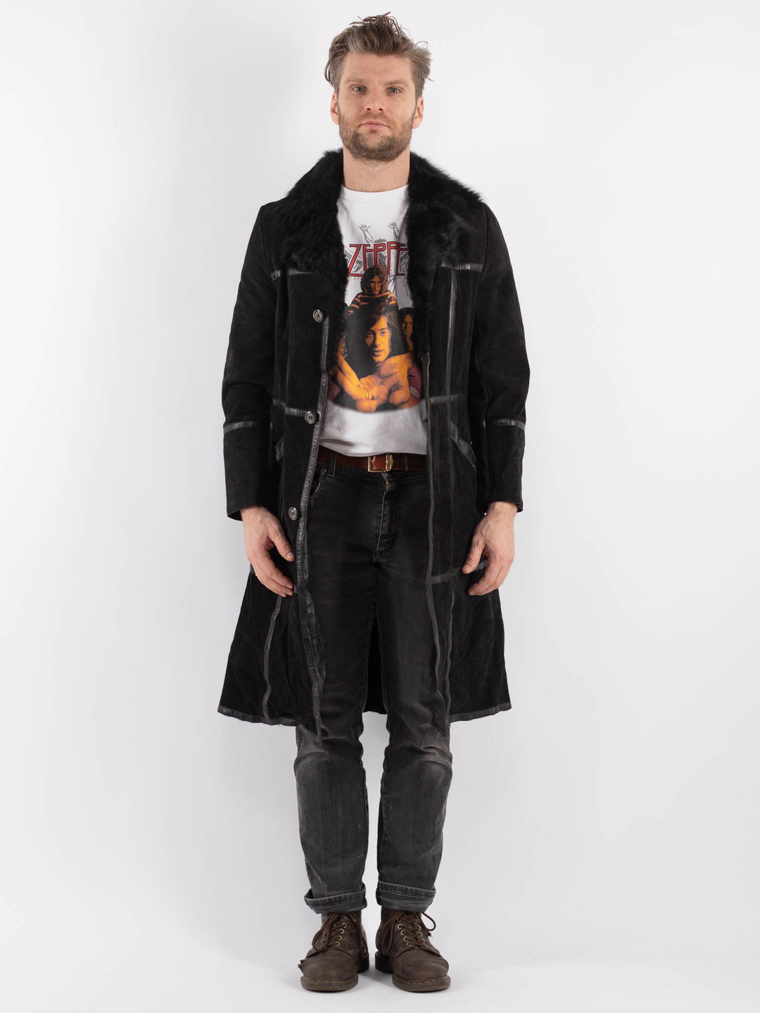 Vintage Men Sheepskin Coat in Black