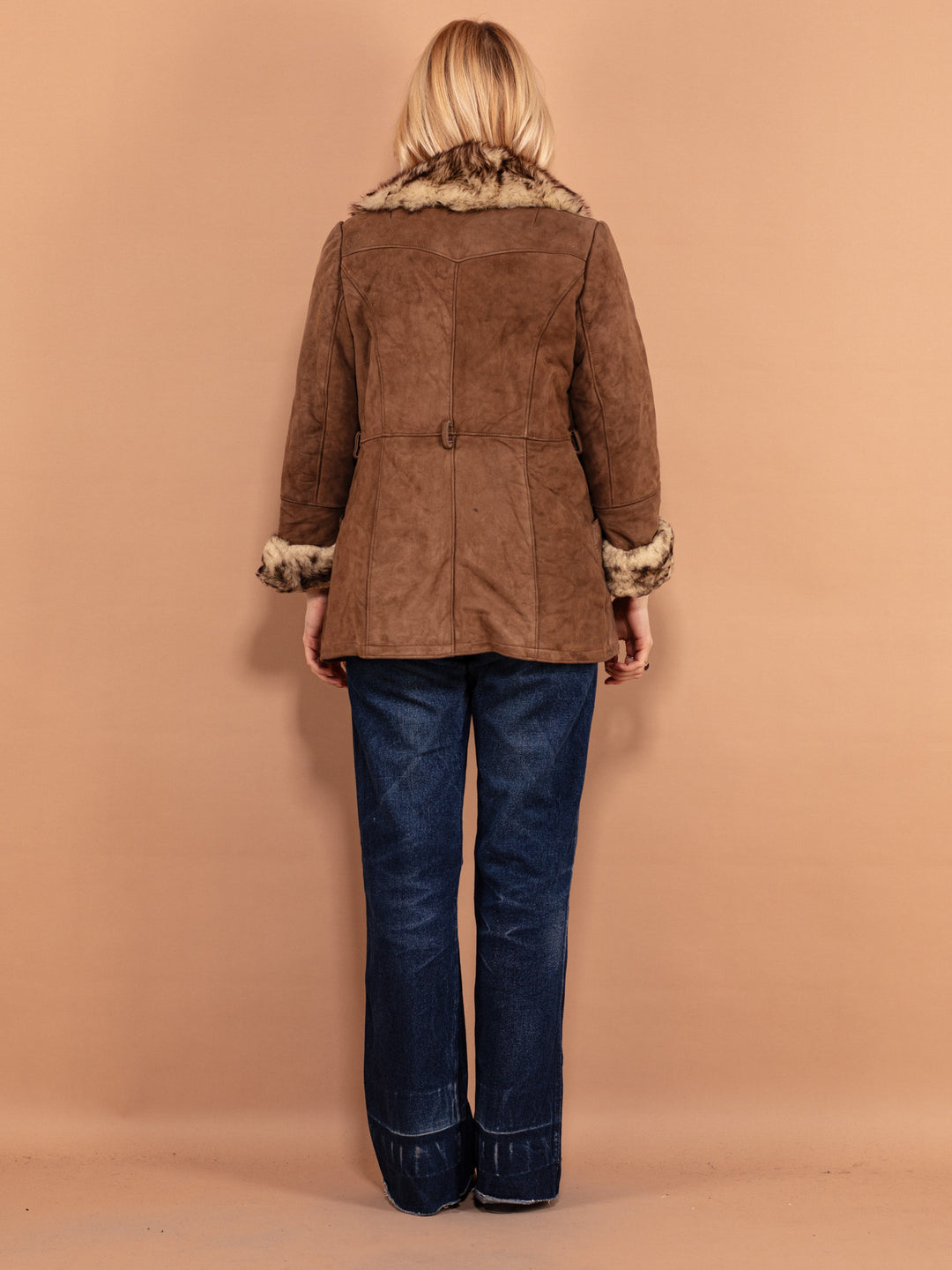 Vintage 70's Women Sheepskin Coat in Brown - NorthernGrip